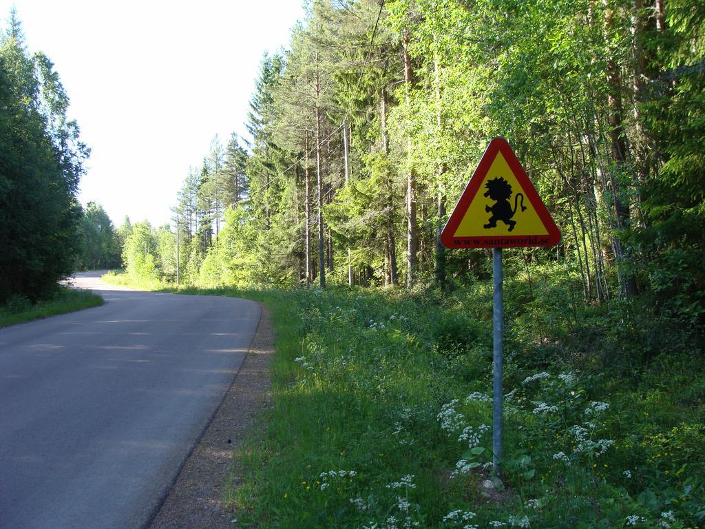 Tomtelandstugan Мора Экстерьер фото